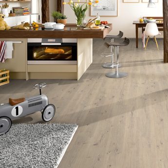 LAMINAT 3945 HRAST KEMPTEN 8/31 C-it