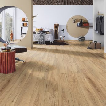 LAMINAT K419 HRAST ARMOURY 8/32 4V 1c2gp