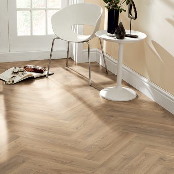 LAMINAT 5947 HRAST HISTORIC 8/32 AC5 4V HO FD