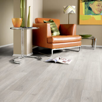 LAMINAT 5946 HRAST ROCKFORD 8/32 4V 1c2gp