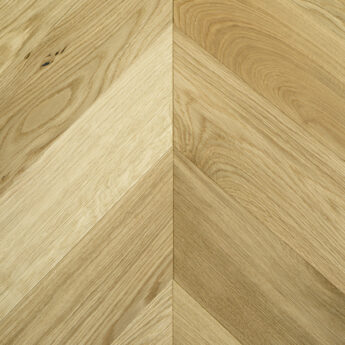 PARKET TGP 1L HRAST CHEVRON 45 NORMANDY NATURAL KRT OLJE 4-mV