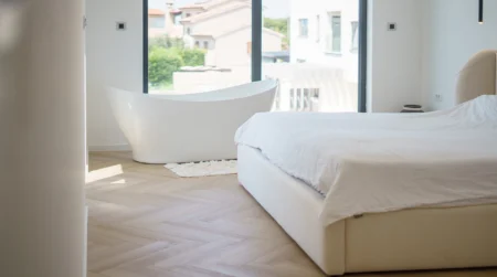 Villa Olea Vista: Prefinjena eleganca in vinilna talna obloga SPC